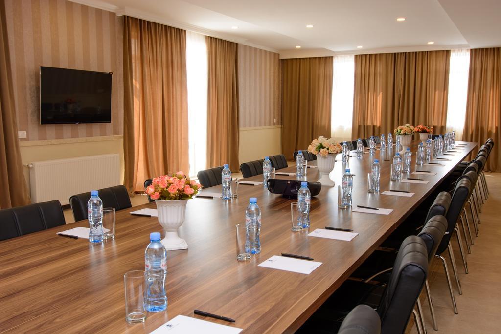 Apart Hotel Mx Tbilisi ภายนอก รูปภาพ