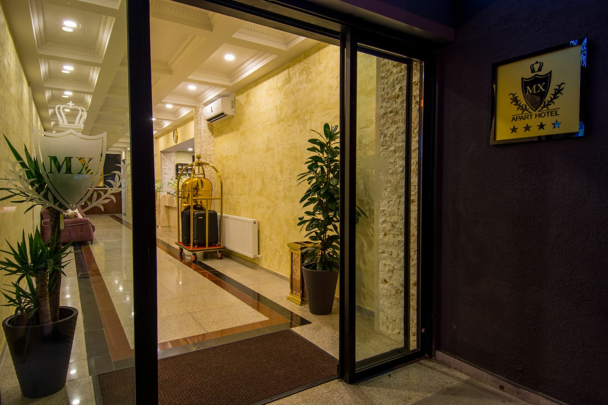 Apart Hotel Mx Tbilisi ภายนอก รูปภาพ